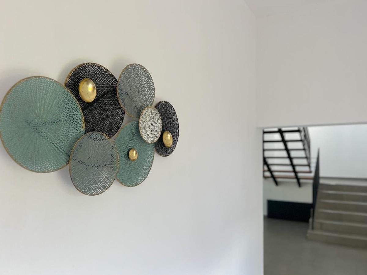 Spacious 4 Bedrooms Villa With Infinity Pool グランベ エクステリア 写真